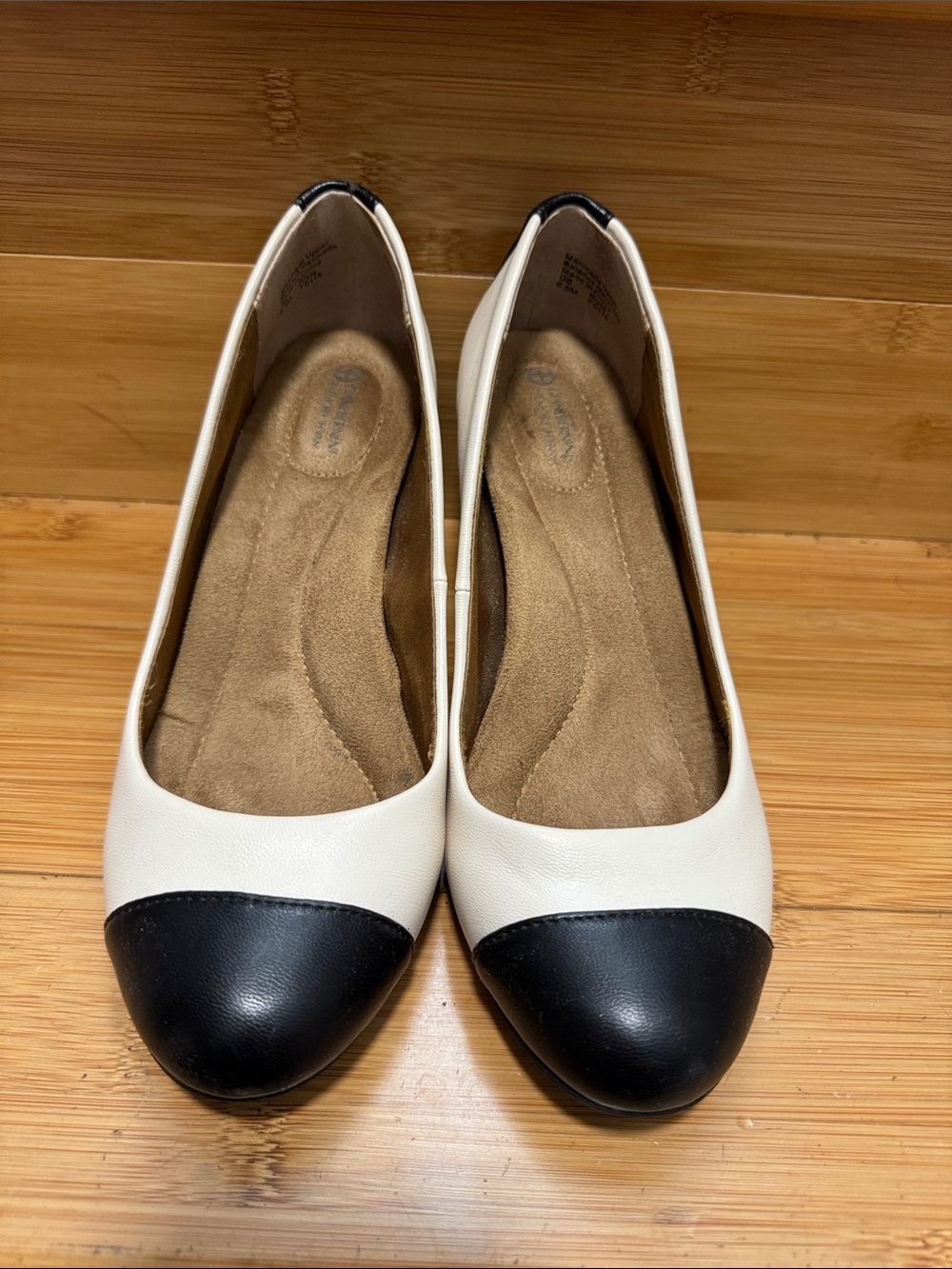 Giani Bernini Black and White Cap-Toe Mid Heel Pumps